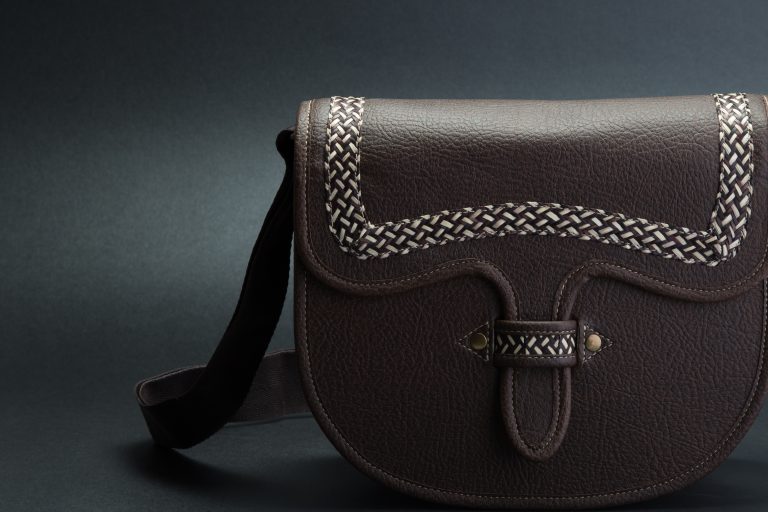 Carriel en cuero y caña flecha